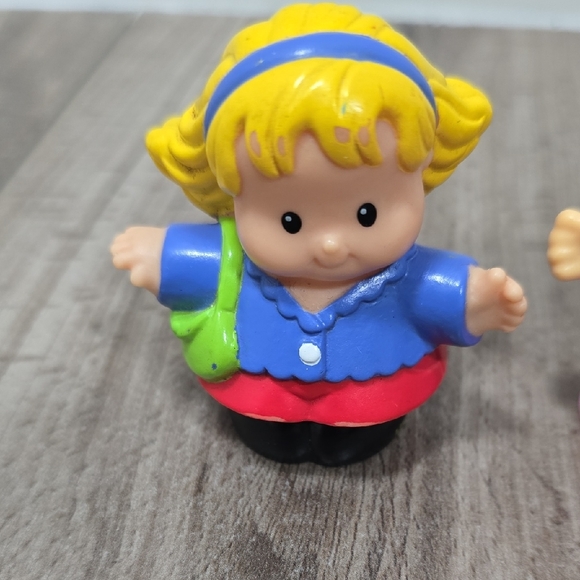 Little People Bundle - Picture 2 of 5